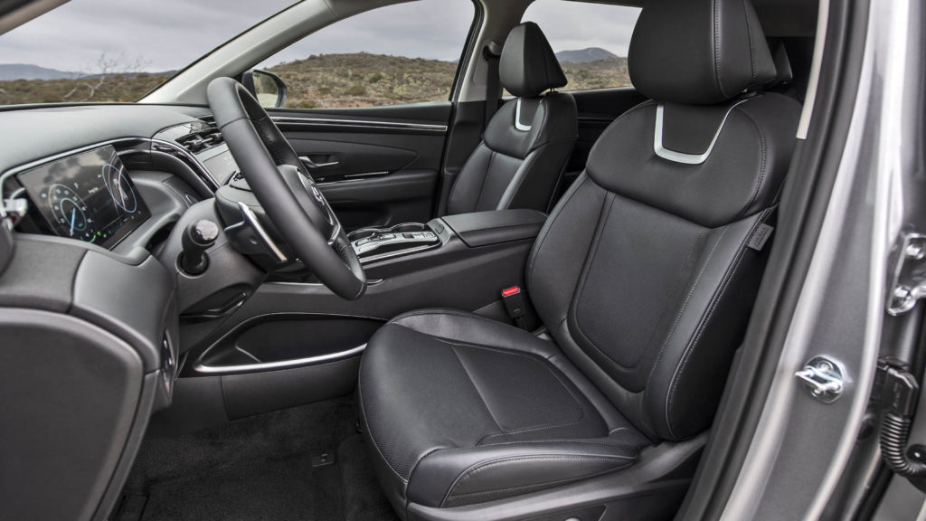 2022 Hyundai Tucson PHEV interior.